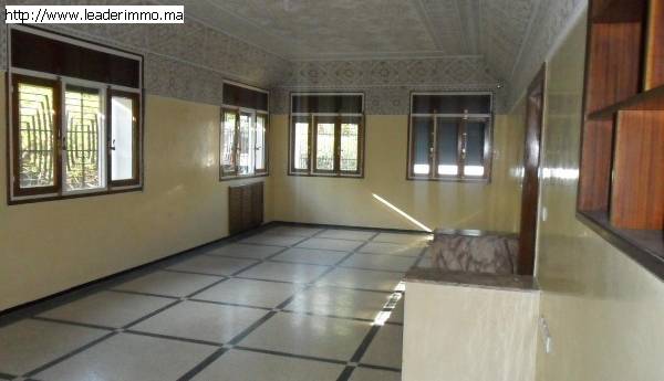 Rabat souissi Villa à louer usage habitation ou usage bureau